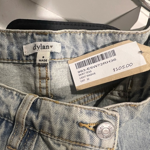 Light Wash Denim Midi Skirt Size 8 - with buttons and slit. NEW WITH TAGS - Picture 3 of 5